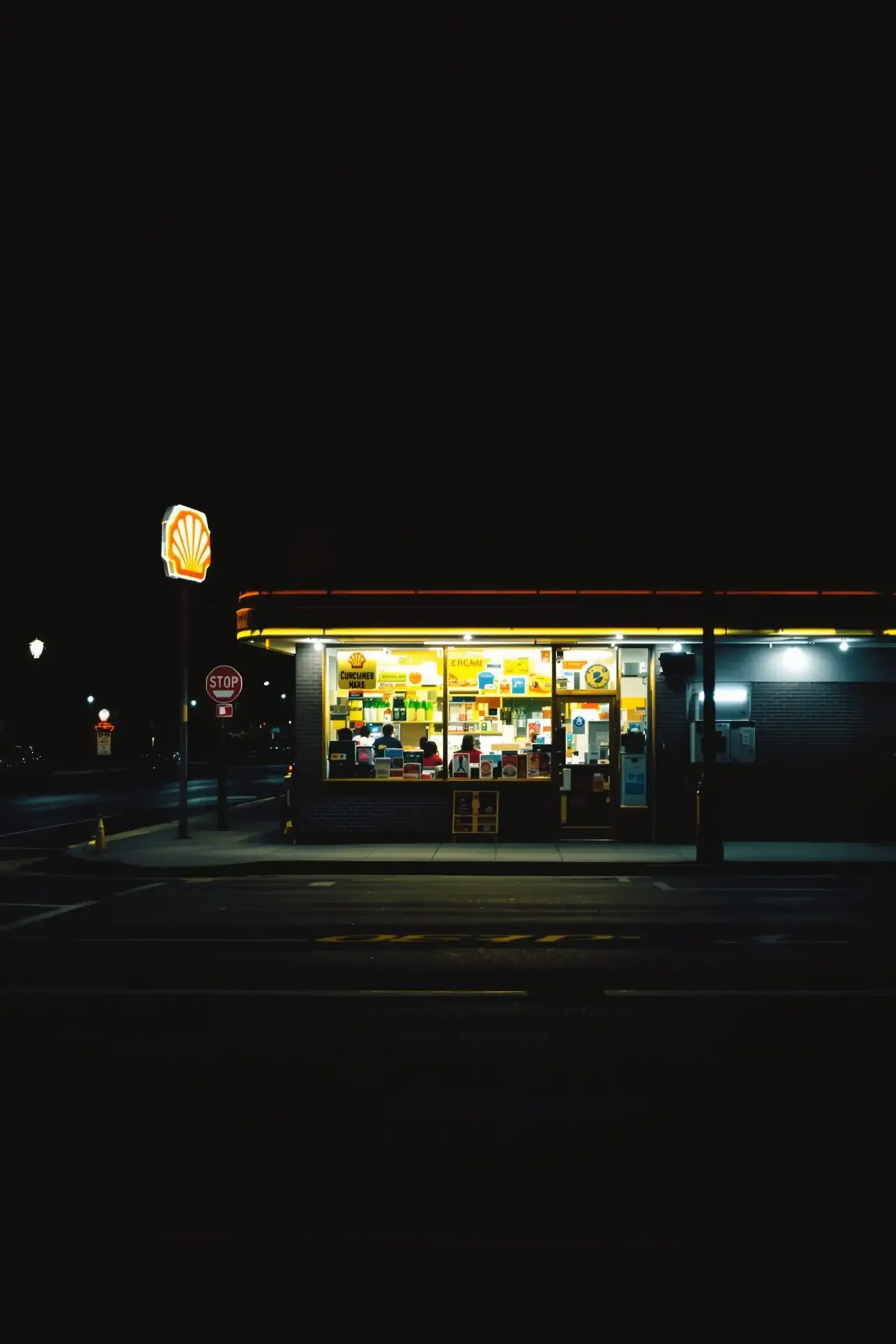 午夜便利店 - 免费看大片视频热播推荐 午夜便利店 影视海报